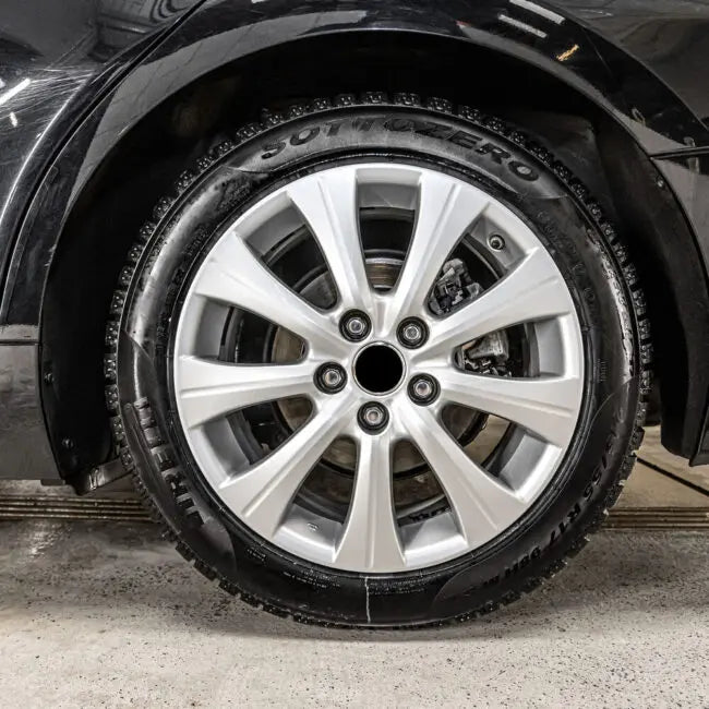 Solutie curatat pneuri Moje Auto