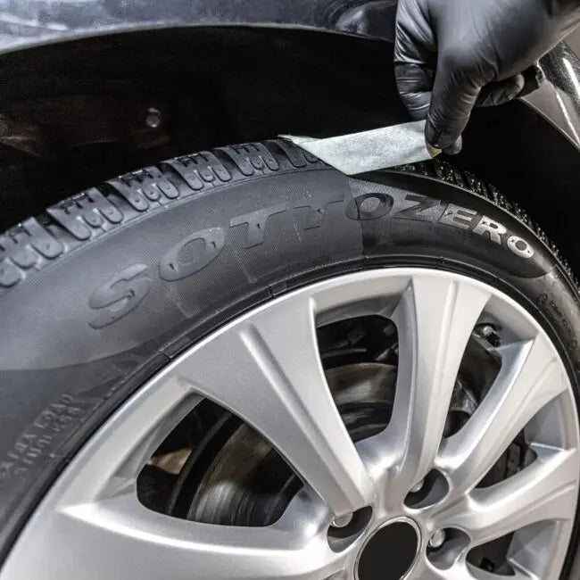 Solutie curatat pneuri Moje Auto