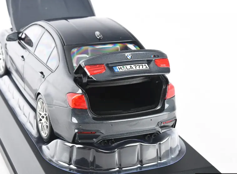 Macheta originala BMW M3 (F80)