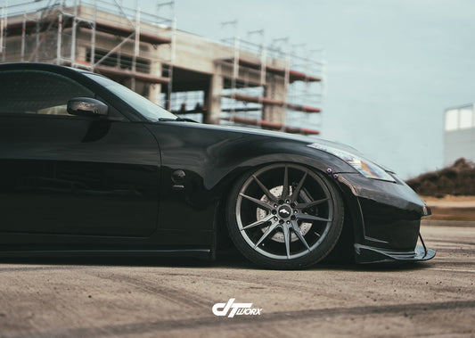 Japan Racing JR21 Hyper Black