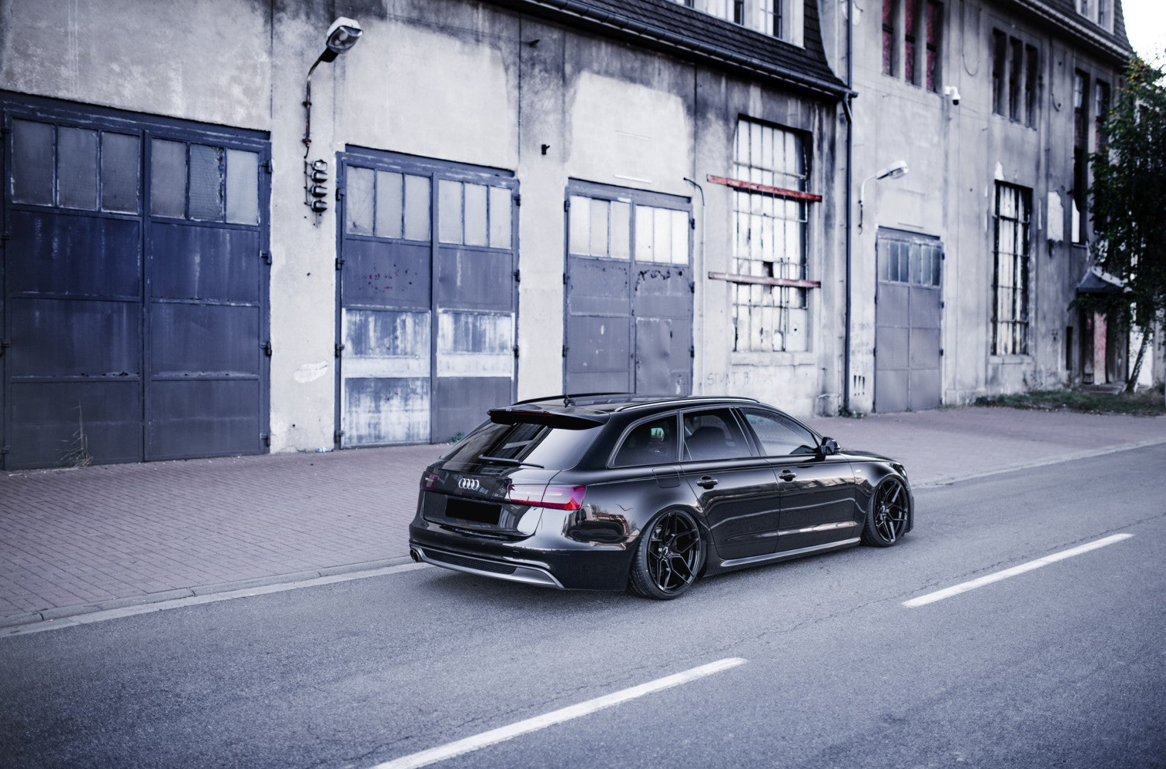 Japan Racing JR34 Gloss Black