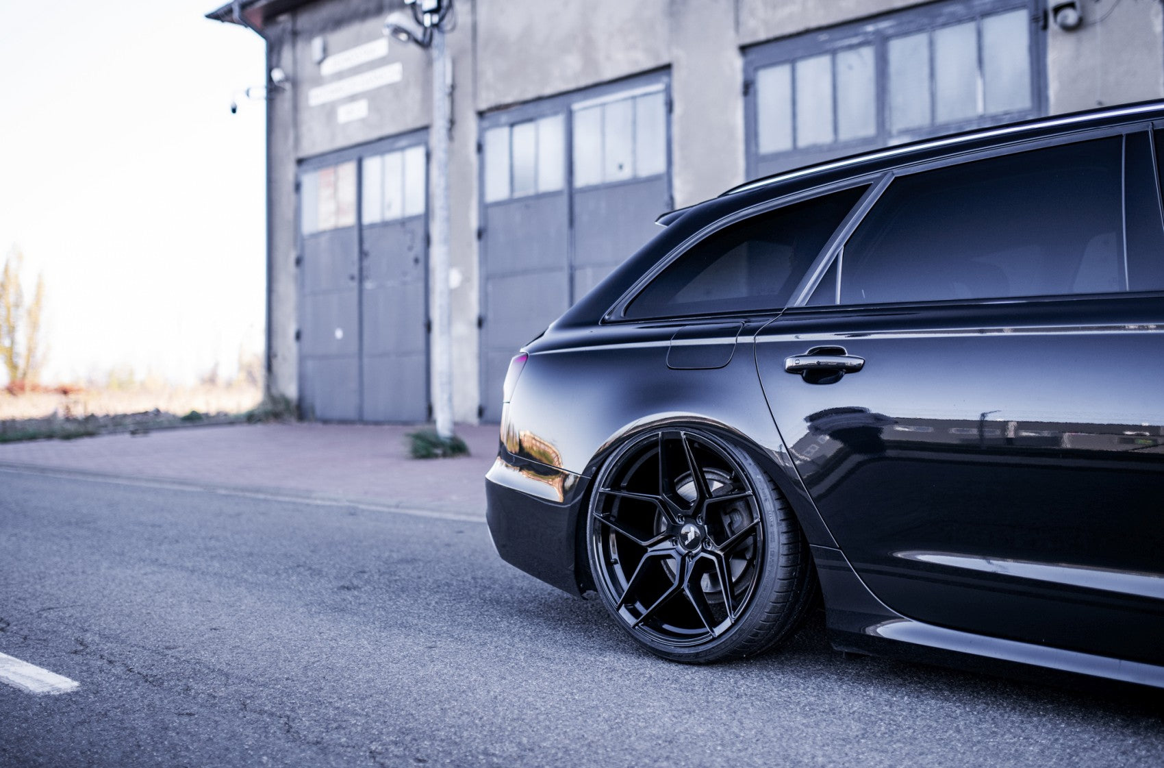 Japan Racing JR34 Gloss Black