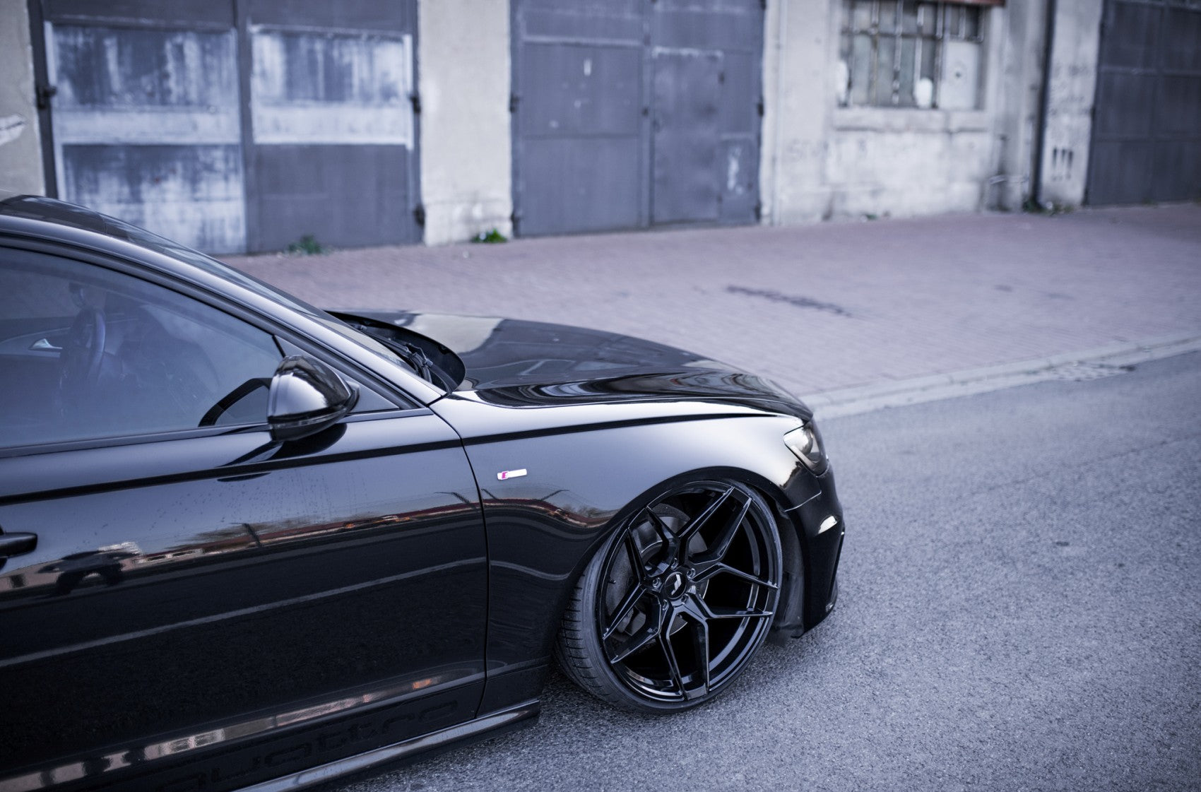 Japan Racing JR34 Gloss Black