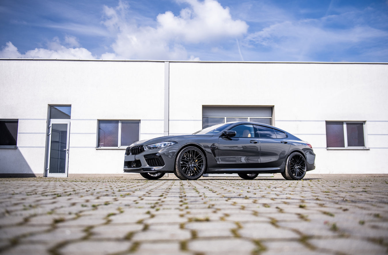 Japan Racing JR38 Matt Black R18