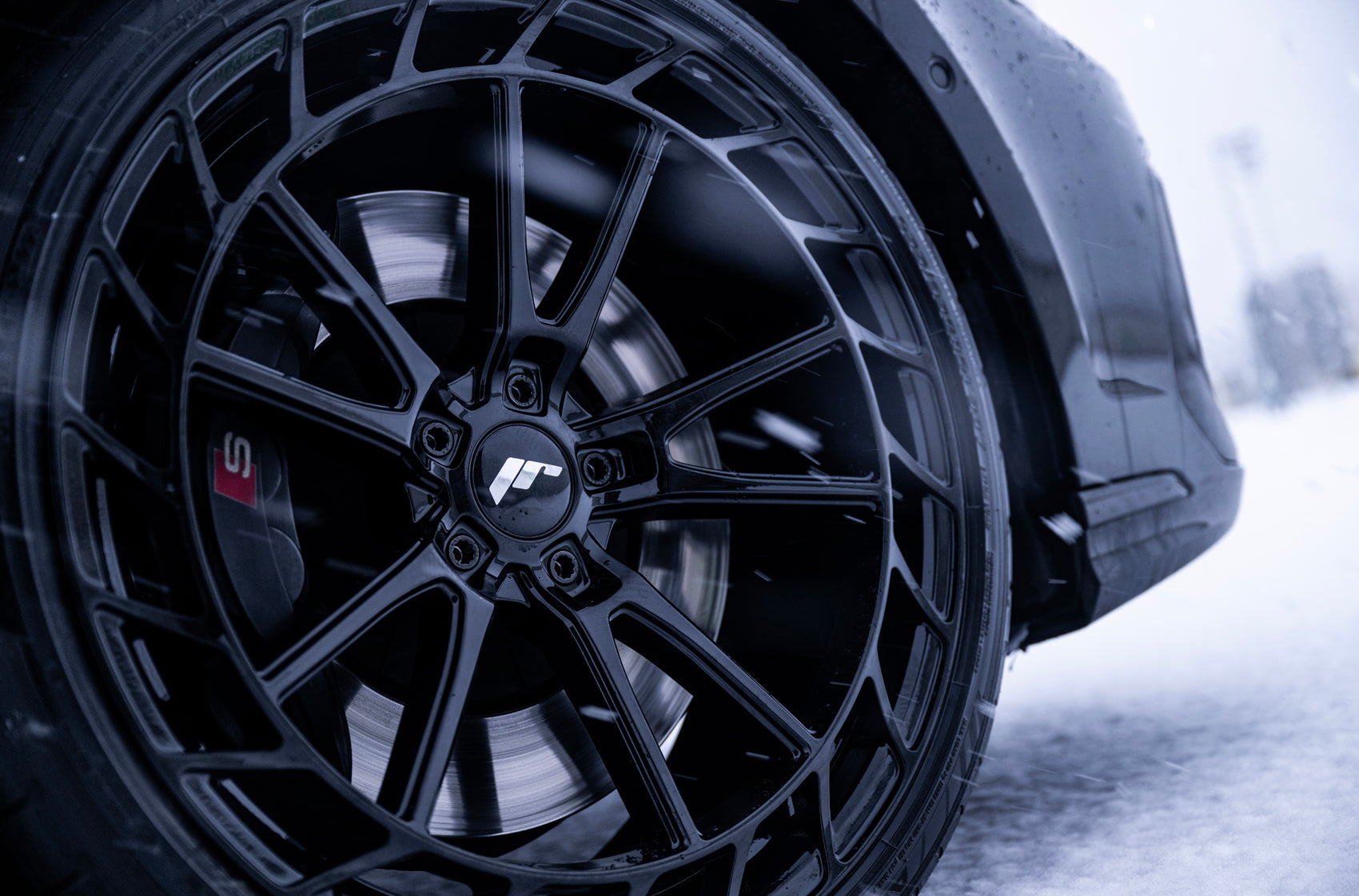 Japan Racing JR45 Gloss Black