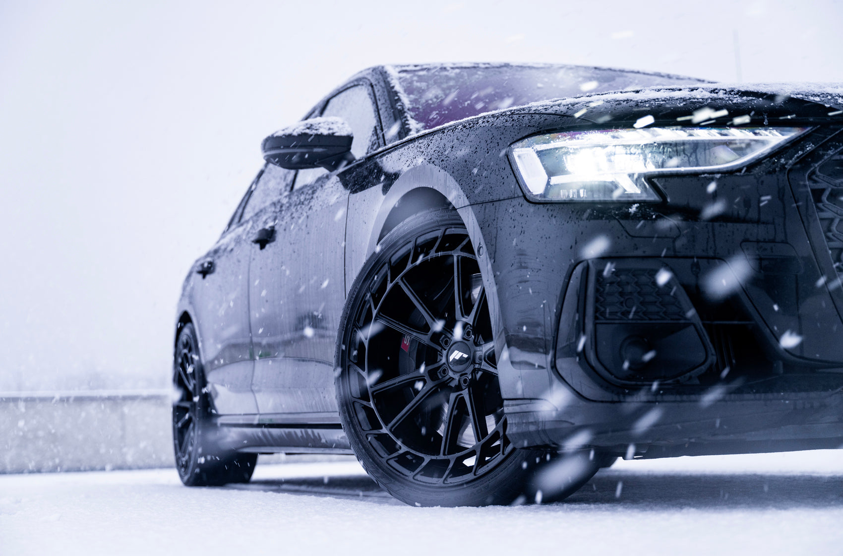 Japan Racing JR45 Gloss Black