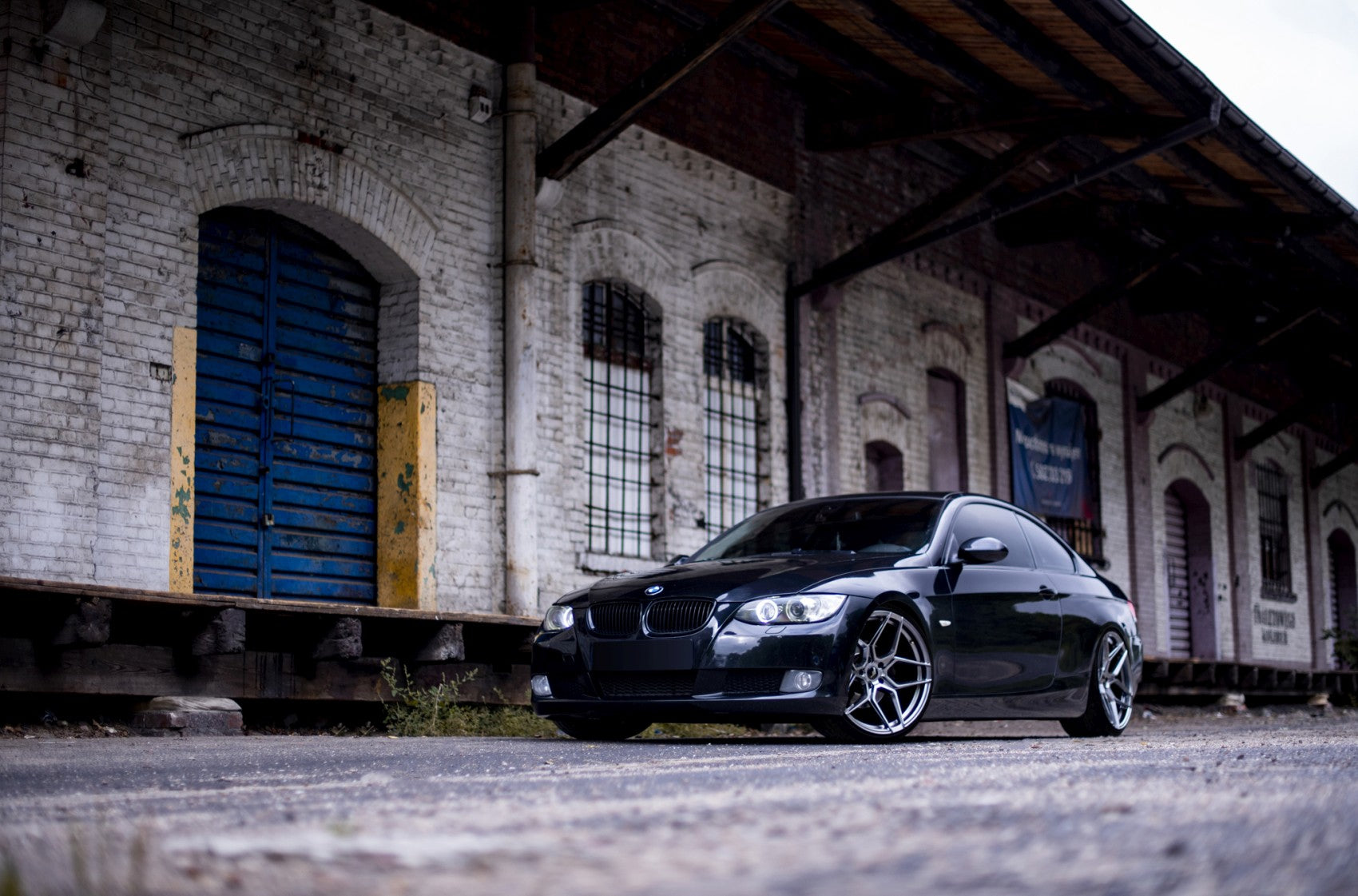 Japan Racing JR34 Glossy Black