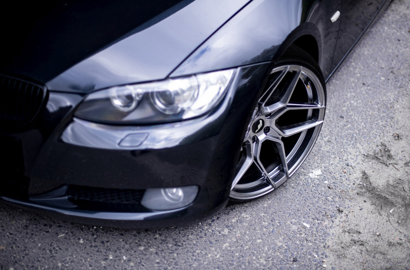 Japan Racing JR34 Glossy Black