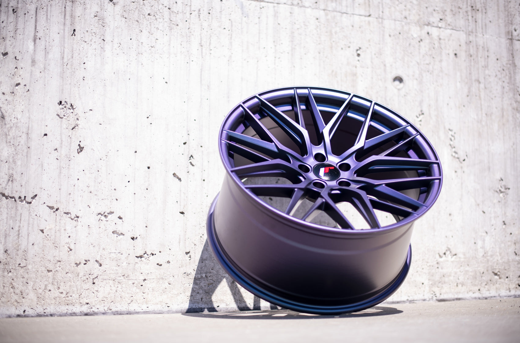 Japan Racing JR28 Custom Finish