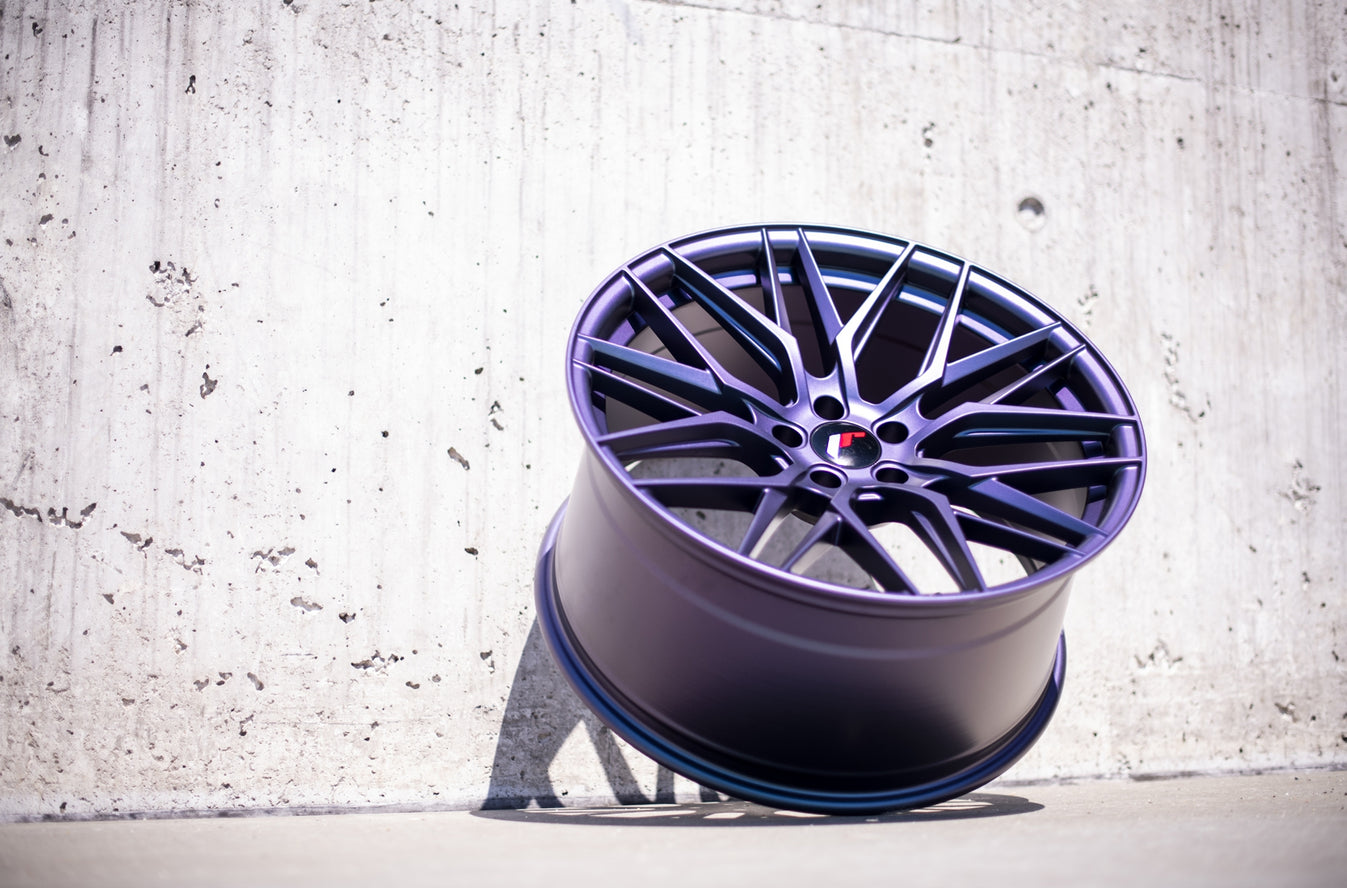 Japan Racing JR28 Custom Finish