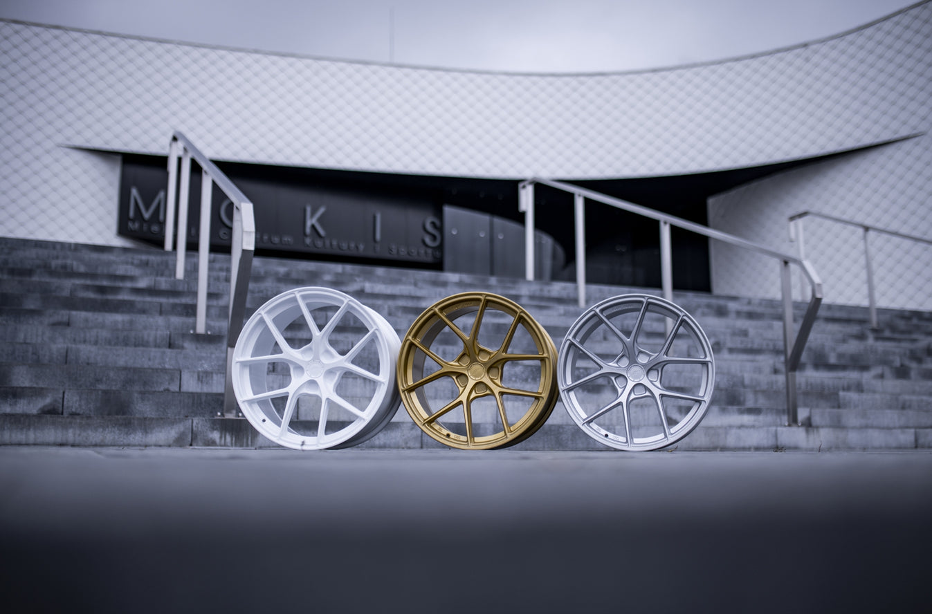 Japan Racing SL01 Custom Finish