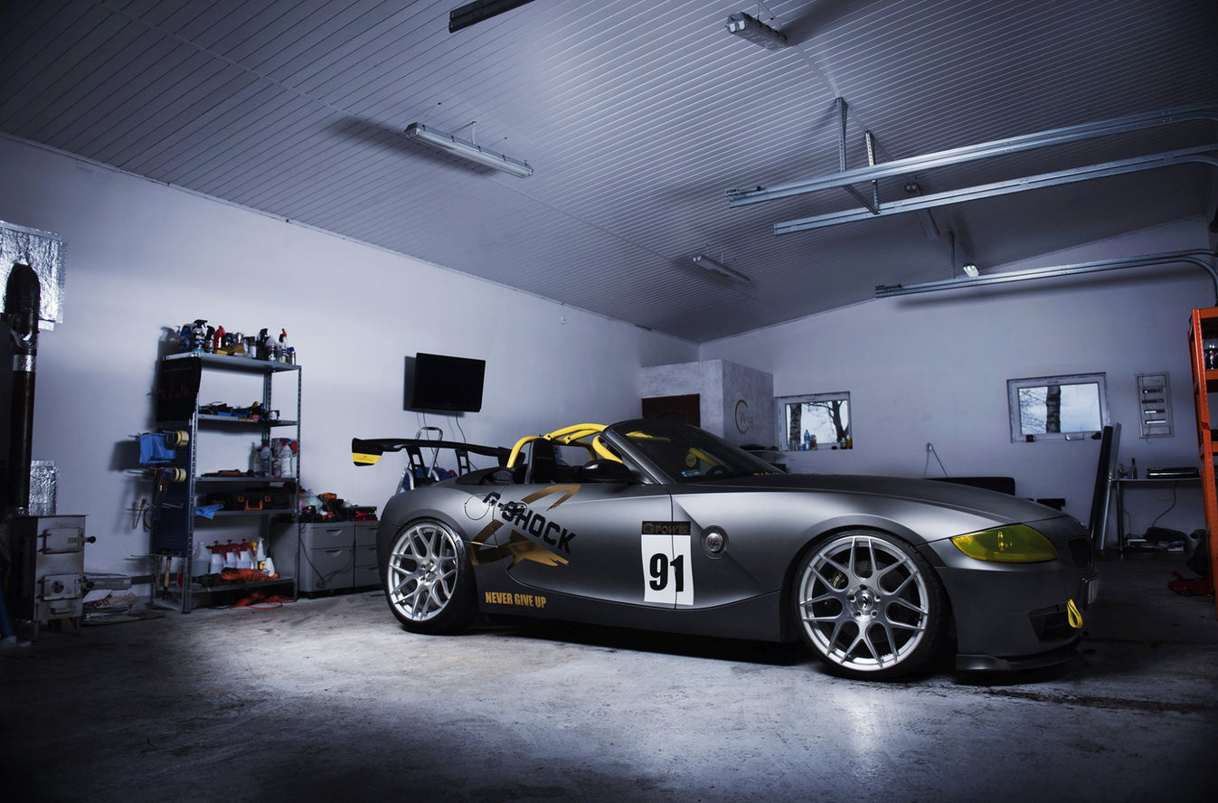 Japan Racing JR18 Machined Black