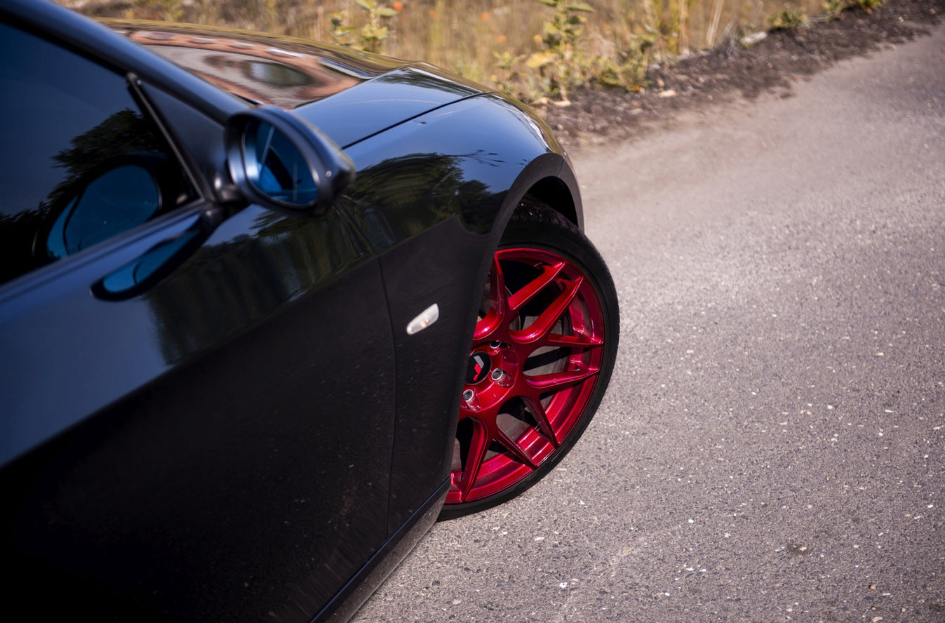 Japan Racing JR18 Platinum Red