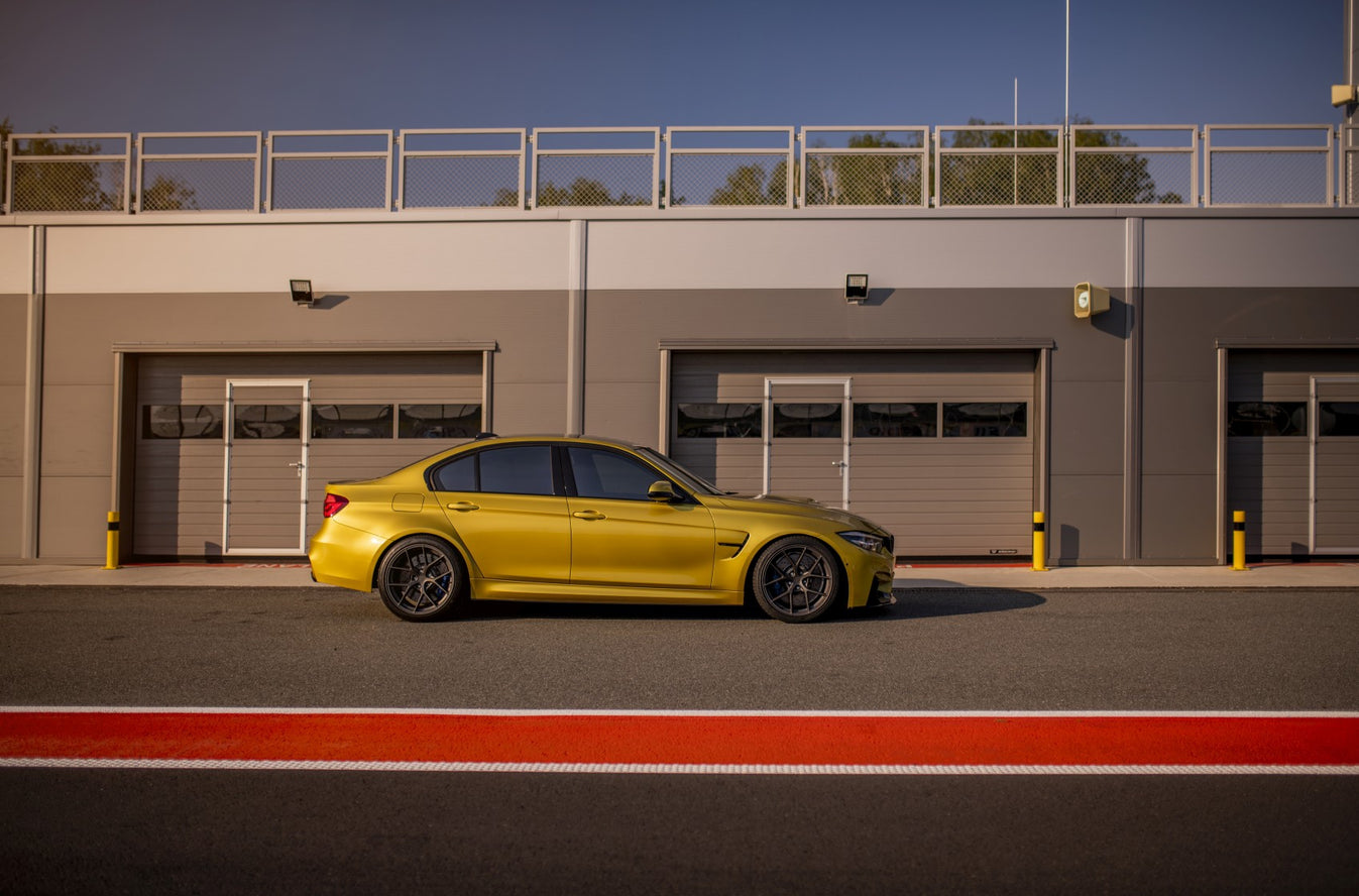 Japan Racing SL01 Gold